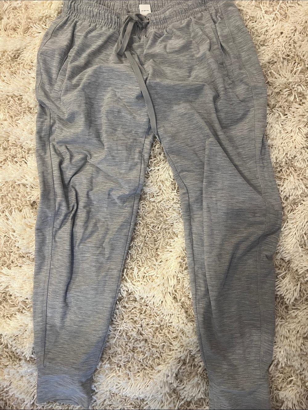 Old Navy Light Heather Grey womens Jogger Sweatpants
